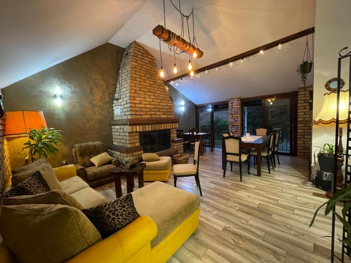 Tepic Garni Hotel Temerin 外观 照片