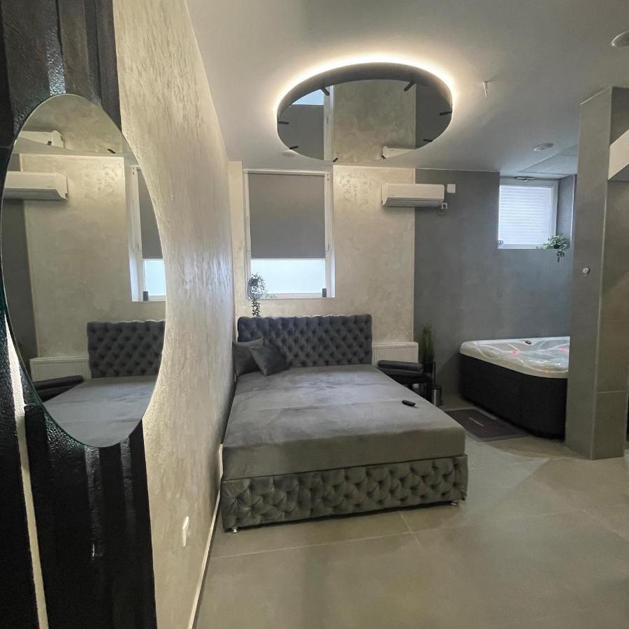 Tepic Garni Hotel Temerin 外观 照片