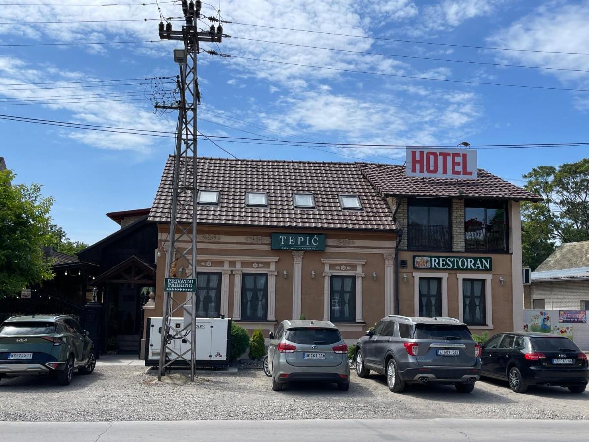 Tepic Garni Hotel Temerin 外观 照片
